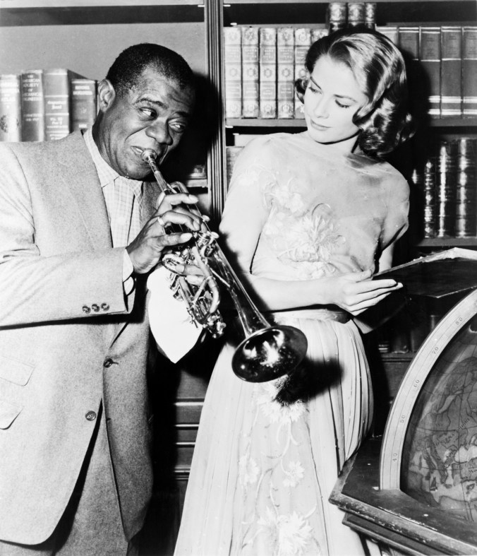 louis_armstrong_and_grace_kelly_on_the_set_of_-high_society-_1956